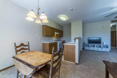 86 Creston Cir, Aurora, IL 60504 photo 8