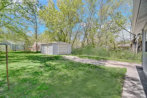 Exterior - 1040 Noble St, Gary, IN 46404 photo 3 of 4