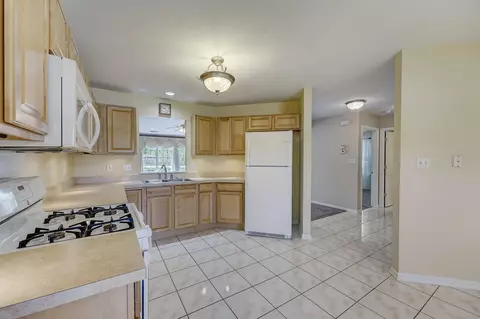 5827 Anthony Ct, Griffith, IN 46319 photo 7