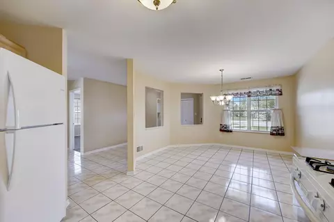 5827 Anthony Ct, Griffith, IN 46319 photo 8