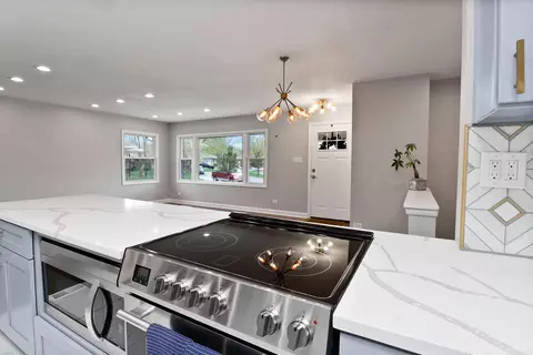 6612 Ash Ave, Gary, IN 46403 photo 8