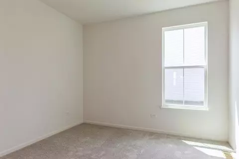 3852 Porter St, Valparaiso, IN 46385 photo 14