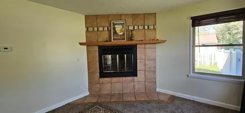 8001 Maple Ave, Gary, IN 46403 photo 16