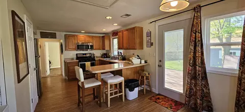 8001 Maple Ave, Gary, IN 46403 photo 30