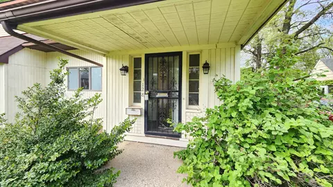 128 W 46th Ave, Gary, IN 46408 photo 2
