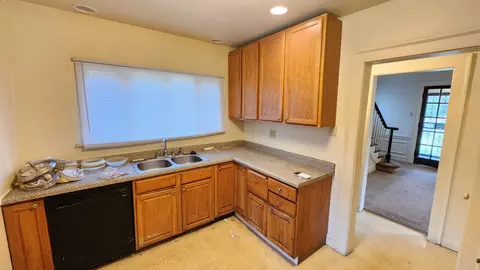 128 W 46th Ave, Gary, IN 46408 photo 8