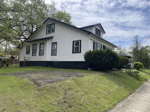 605 Mount St, Gary, IN 46406 photo 3