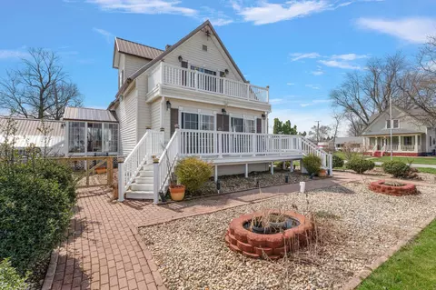 202 E Cross St, Wanatah, IN 46390 photo 37