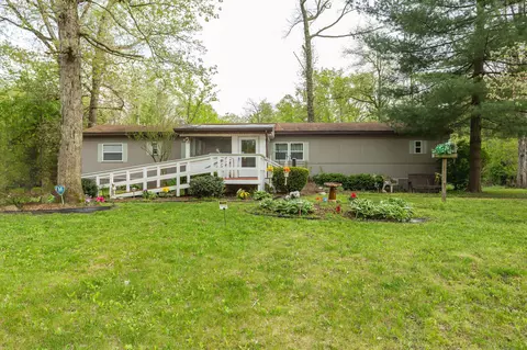 14387 W 450, Medaryville, IN 47957