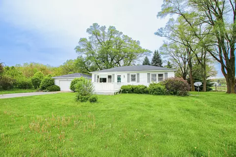 8602 E 101st Ave, Crown Point, IN 46307 photo 2