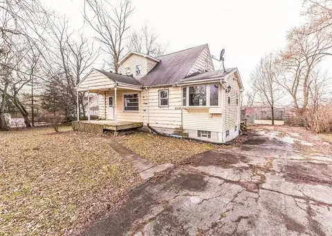 10652 Schneider Pl, Saint John, IN 46373