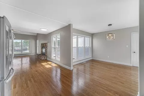3252 Laporte St, Hobart, IN 46342 photo 7