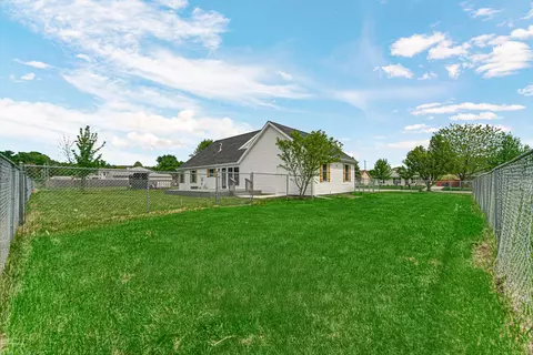 3252 Laporte St, Hobart, IN 46342 photo 21