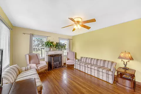 Living - 16010 W 18th Rd, Culver, IN 46511 photo 1 of 2