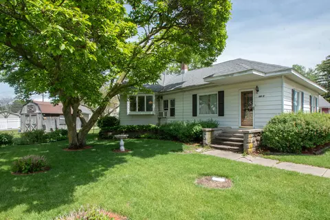 106 E Grace St, Rensselaer, IN 47978