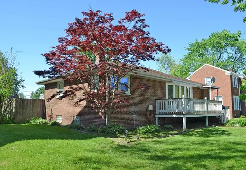 320 Gregory Ave, Munster, IN 46321 photo 2
