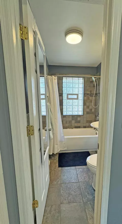 320 Gregory Ave, Munster, IN 46321 photo 9