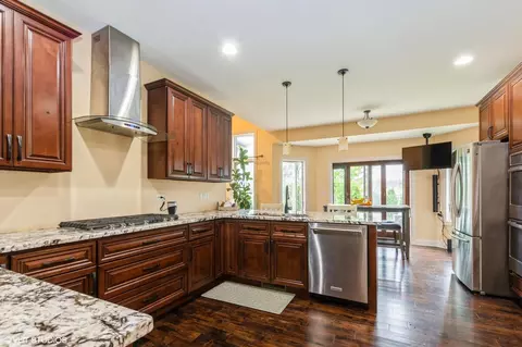 316 Knightbridge Pl, Munster, IN 46321 photo 4
