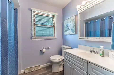 706 N Raymond St, Griffith, IN 46319 photo 9