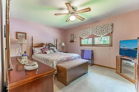 706 N Raymond St, Griffith, IN 46319 photo 11