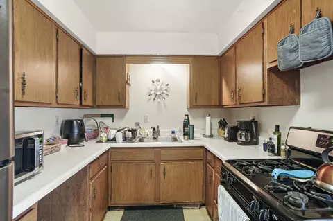 9461 Stateline Rd, Dyer, IN 46311 photo 6