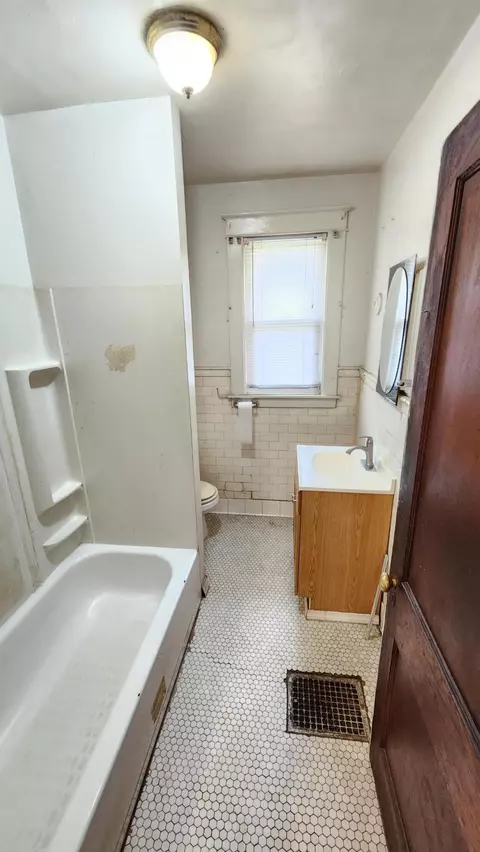 4380 Washington St, Gary, IN 46408 photo 10