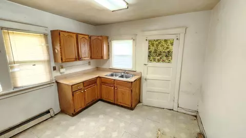 4380 Washington St, Gary, IN 46408 photo 8