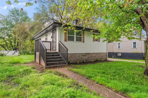 2449 W Taft St, Gary, IN 46404 photo 3