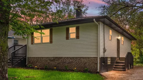 2449 W Taft St, Gary, IN 46404 photo 2