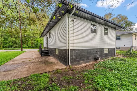 2449 W Taft St, Gary, IN 46404 photo 16