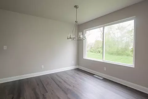 4004 Silhavy Rd, Valparaiso, IN 46383 photo 9