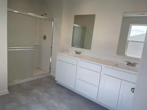 Bath - 7541 W 103rd Pl, Crown Point, IN 46307 photo 1 of 2