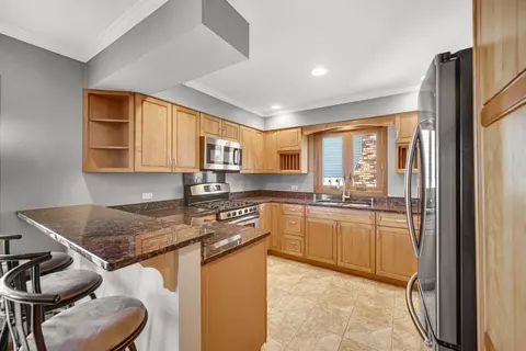 8416 Harrison Ave, Munster, IN 46321 photo 5