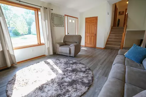 867 Commodore Ct, Porter, IN 46304 photo 3