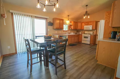 867 Commodore Ct, Porter, IN 46304 photo 4