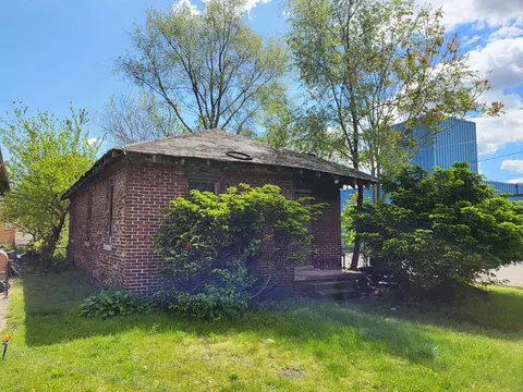 2453 Madison St, Gary, IN 46407 photo 3