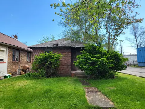 2453 Madison St, Gary, IN 46407 photo 2