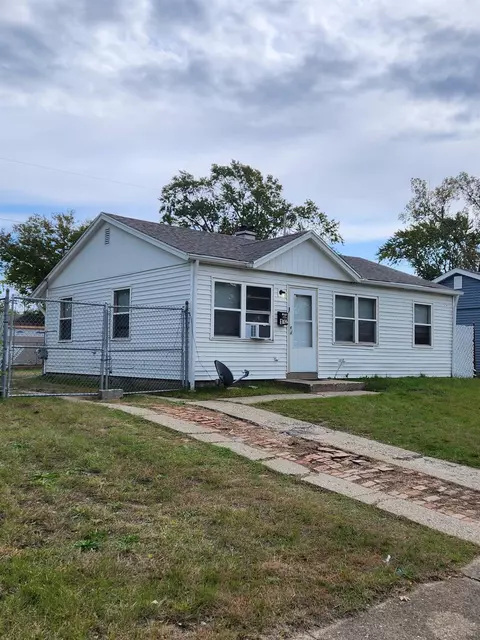 1167 Gibson Pl, Gary, IN 46403 photo 7
