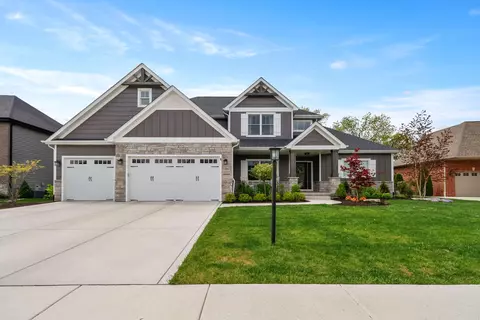 13103 Bluestem Dr, Saint John, IN 46373