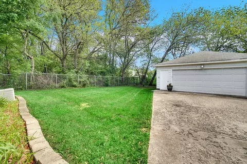2221 Wallace St, Gary, IN 46404 photo 25