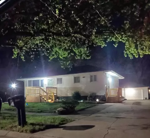 2221 Wallace St, Gary, IN 46404 photo 7