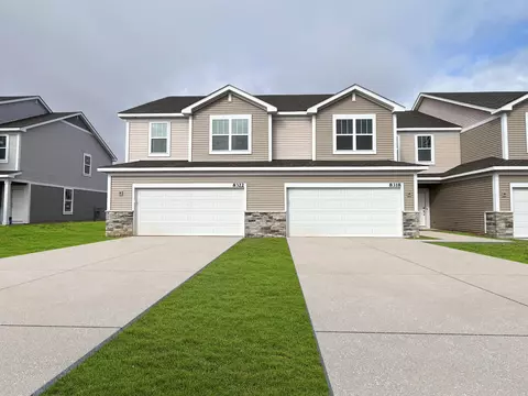 8322 Kannon Dr, Lowell, IN 46356 photo 1