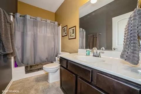 8807 Forest Glen Ct, Saint John, IN 46373 photo 10