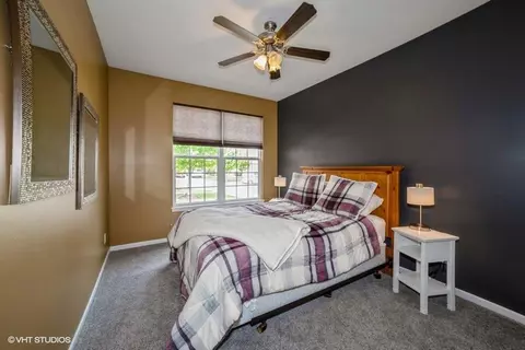 8807 Forest Glen Ct, Saint John, IN 46373 photo 11