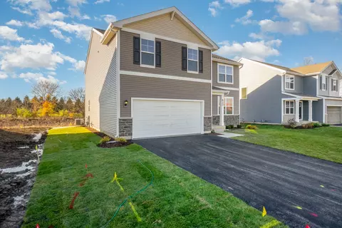 438 Bricker St, Hebron, IN 46341 photo 2