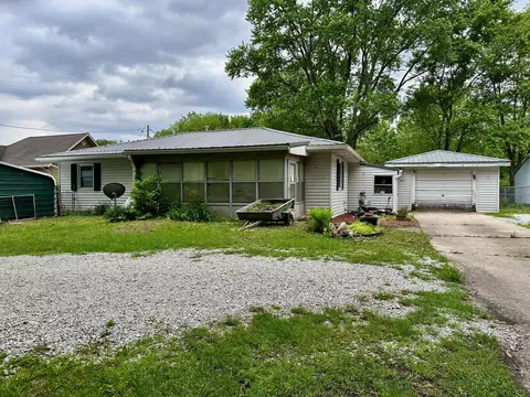 6115 S Range Rd, North Judson, IN 46366