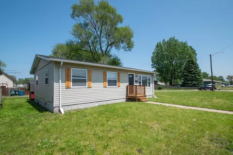 1243 Logan St, Hammond, IN 46320 photo 4