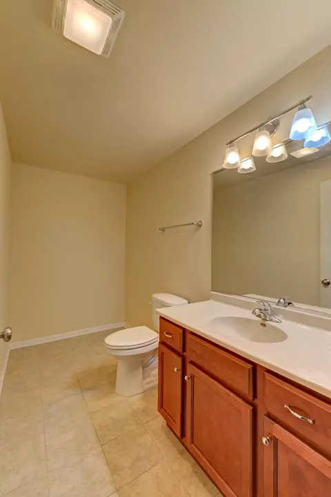 1210 Thistle Dr, Griffith, IN 46319 photo 23