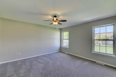 1210 Thistle Dr, Griffith, IN 46319 photo 16