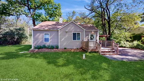 2120 Crest Rd, Gary, IN 46408 photo 1